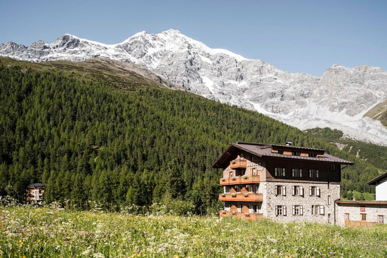 Glacier Rock Guesthouse ソルダ エクステリア 写真