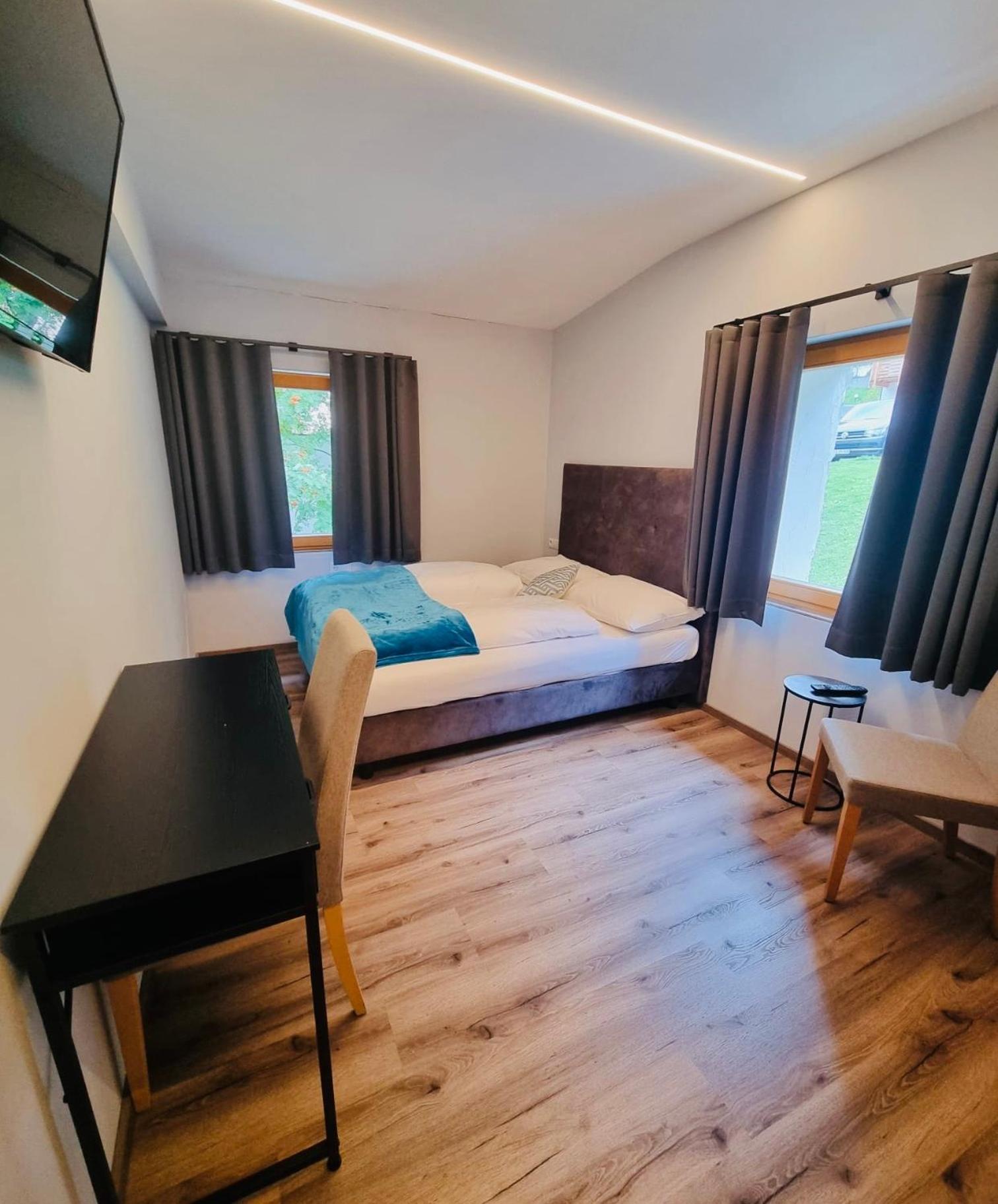 Glacier Rock Guesthouse ソルダ エクステリア 写真